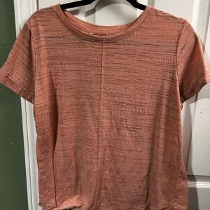 🧩T.142 - Textured Workout Top add to bundle for $1.50